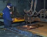 Mills rotor constraction - example 1 - 01 flame cutting of a rotor.jpg